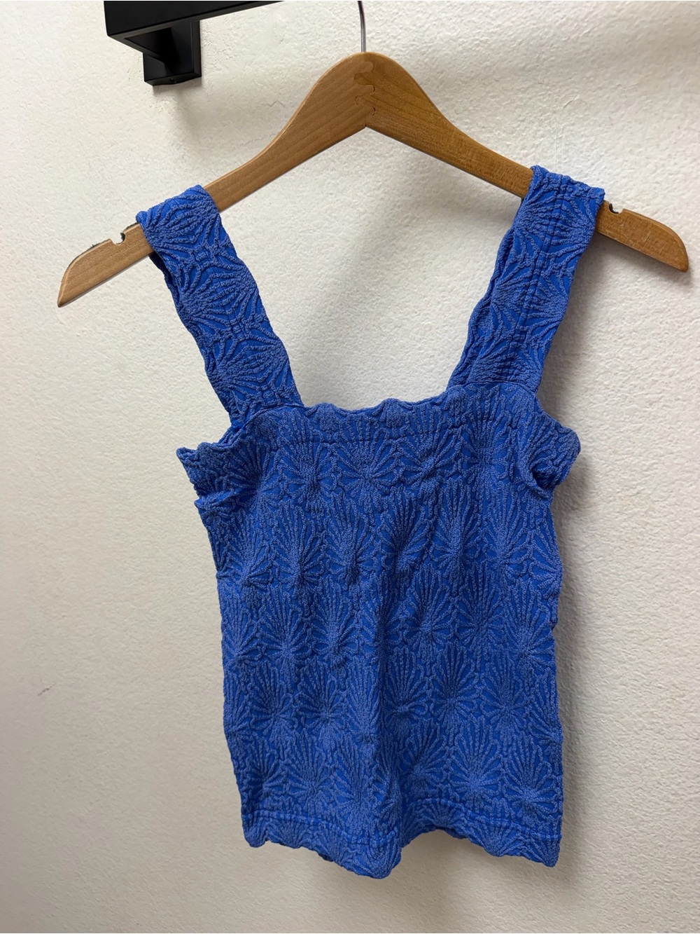 NikiBiki One Size Tank